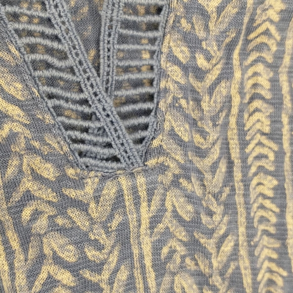 Boho Top Lucky Brand Blue Tan Block Print Look NWT - Picture 9 of 10